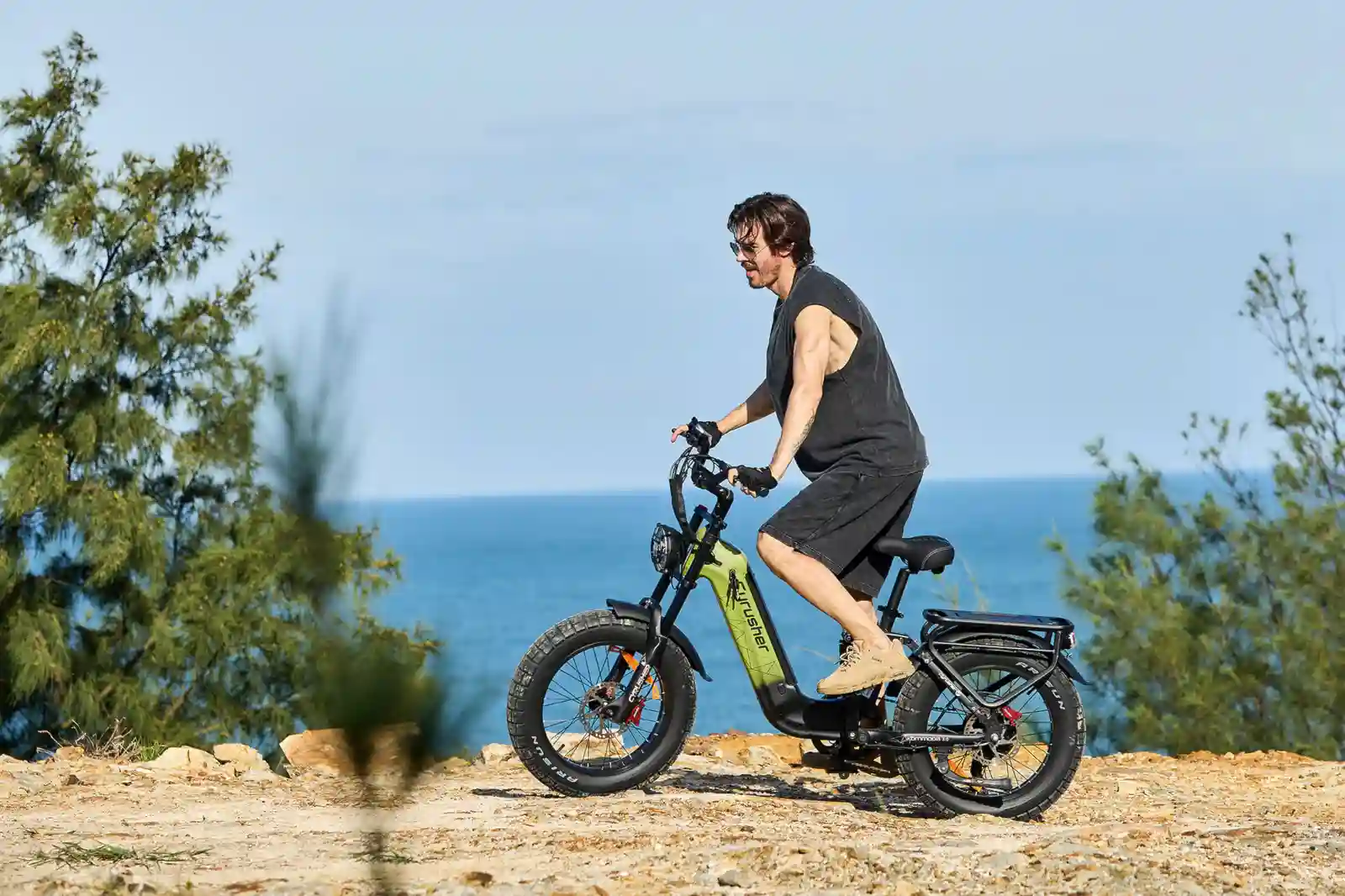 cyrusher kommoda 3.0